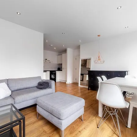 Modern And Bright 2 Bdr Flat In Clapham Common Apartment London Exterior photo