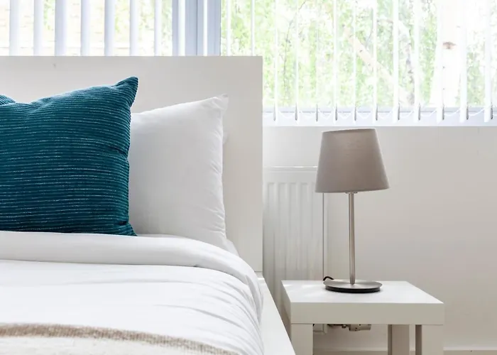 Modern And Bright 2 Bdr Flat In Clapham Common