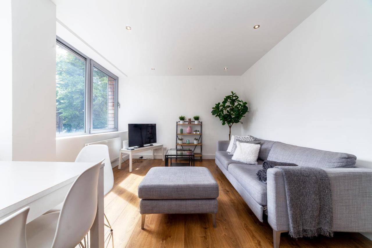 Modern And Bright 2 Bdr Flat In Clapham Common Apartment *